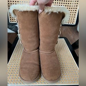 Ugg Bailey button triplet boot